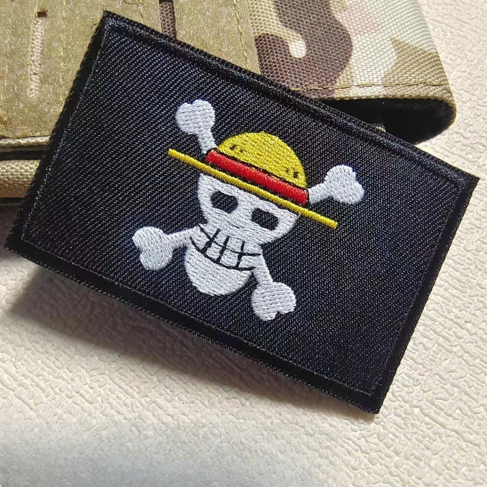 One Piece Badg Cartoon sleeve  - đánh giá và giá Embroidery Patches