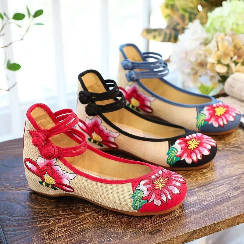 Woman Wedges Embroidered Cloth - đánh giá và giá Embroidery Canvas