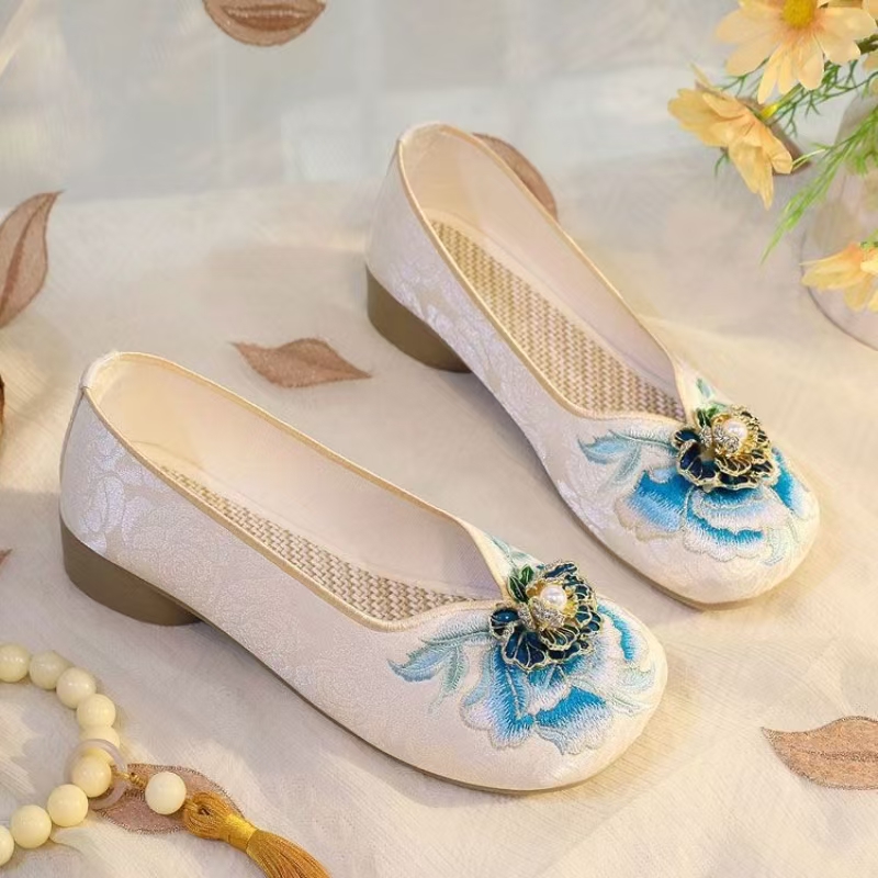 Woman Low Heel Embroidered Clo - đánh giá và giá Embroidery Canvas