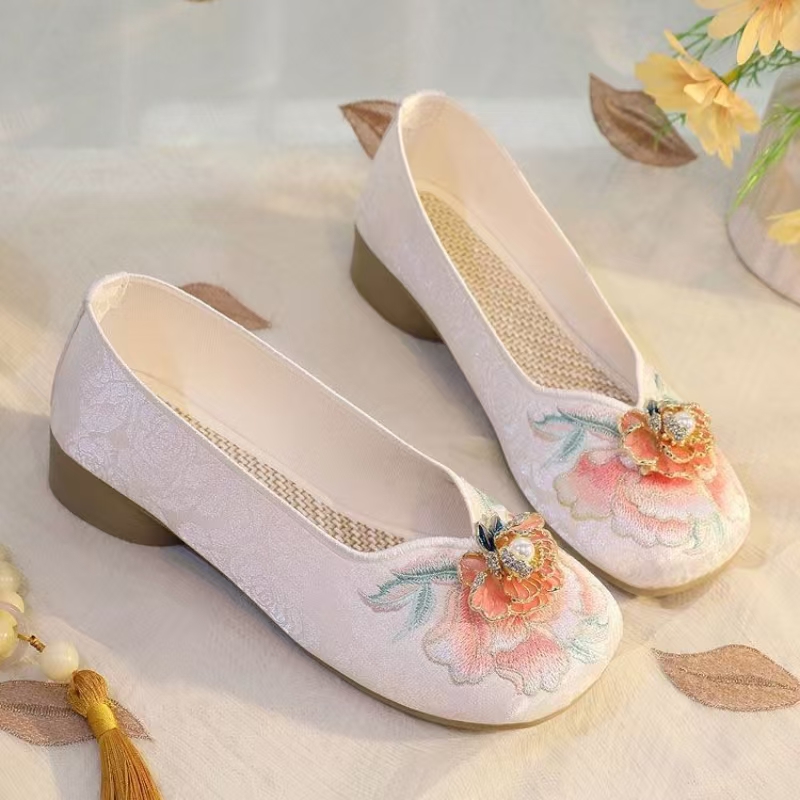 Woman Low Heel Embroidered Clo - đánh giá và giá Embroidery Canvas
